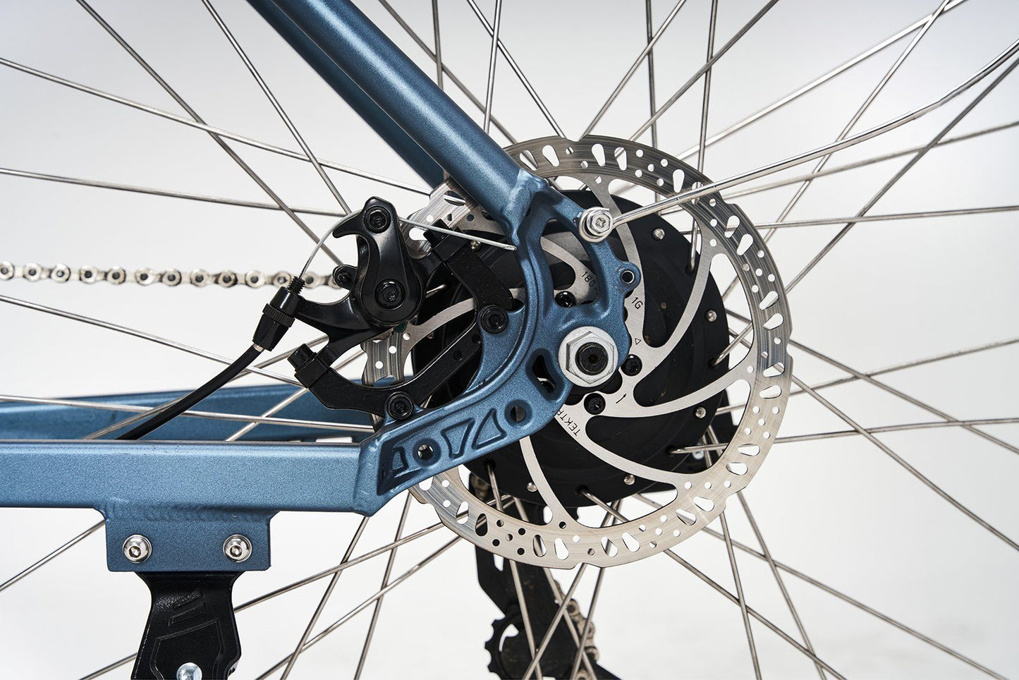 JOBOBIKE E-Bike »VIVA 2.0 28 Zoll City-Pedelec E-bike, Trekking Elektrofahrrad«, 7 Gang, Kettenschaltung, Heckmotor 250,00 W, (Set, mit Akku-Ladegerät), Ebike für Damen und Herren mit innerhalb der StVZO